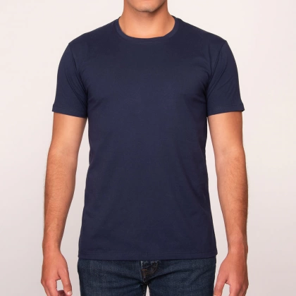 Camiseta azul navi hombre con frase el que es chimbita es chimbita white andrea classic