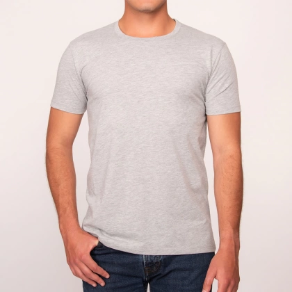 Camiseta gris jaspe hombre con frase relájese white akzidenz grotesk