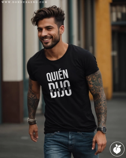 Camiseta negra para hombre con frase todo bien