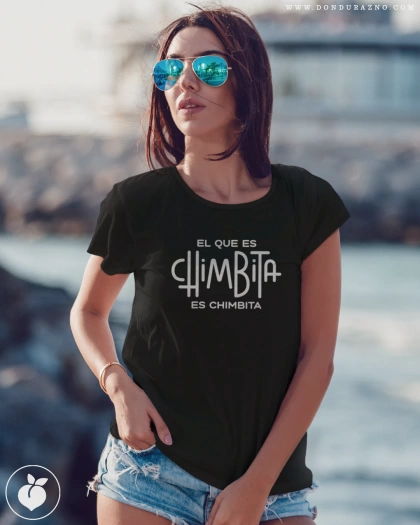 Camiseta negra para mujer con frase el que es chimbita