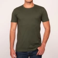 Camiseta verde militar hombre con frase sumercé yellow lofty goals